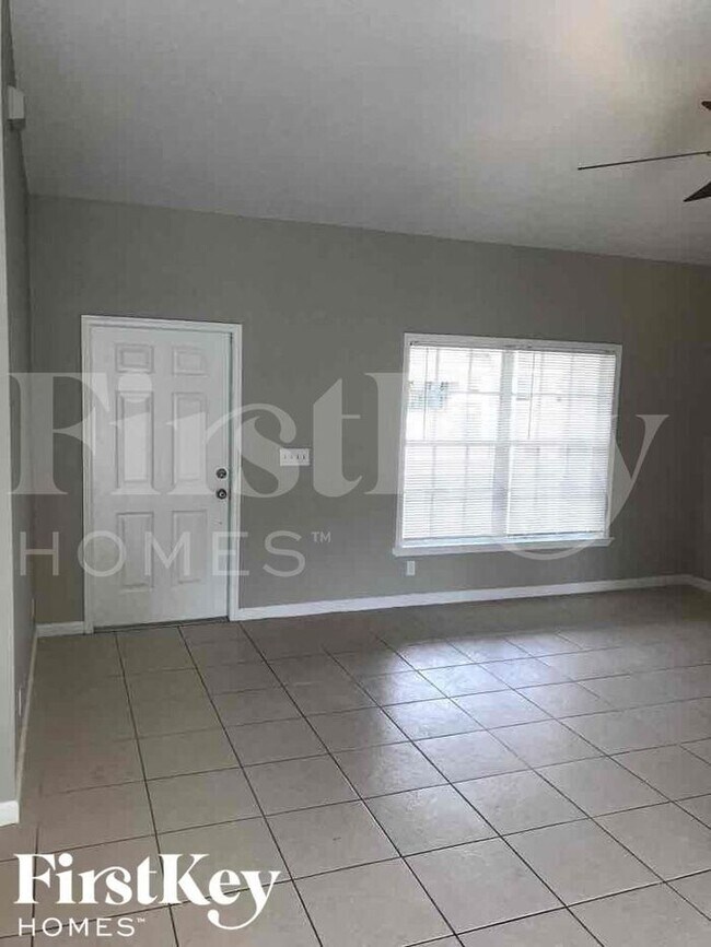 Building Photo - 1908 SW Beard St