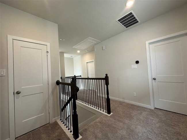 Building Photo - 2974 Pk Hl Ln