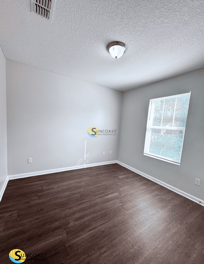 Building Photo - 7625 Leafy Forest Way