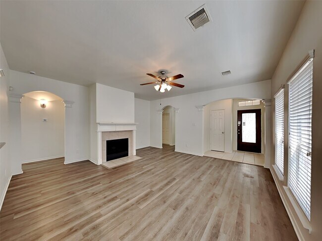 Building Photo - 9719 Bark Ridge Ln
