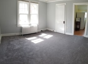 Building Photo - 161 N Clinton St