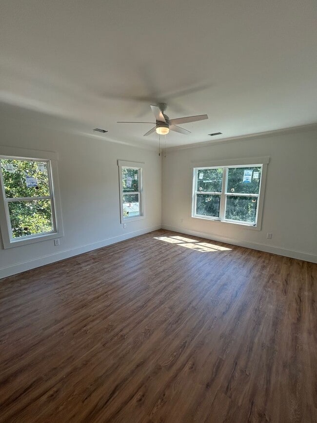 Building Photo - 4 Bedroom New Construction, 1 mile from Campus and Downtown