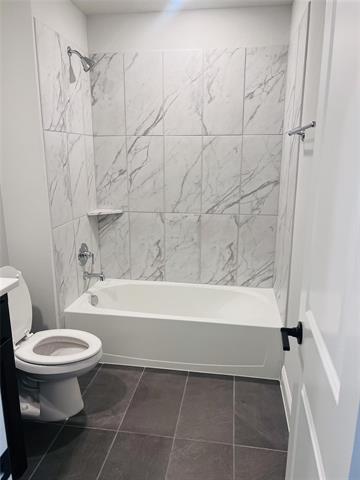 Building Photo - 6825 Entwistle Rd