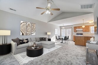 Building Photo - Deer Creek Crossing Villas