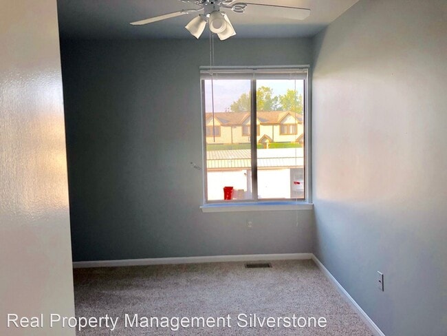 Building Photo - 2 br, 1.5 bath House - 50450 Bay Run North