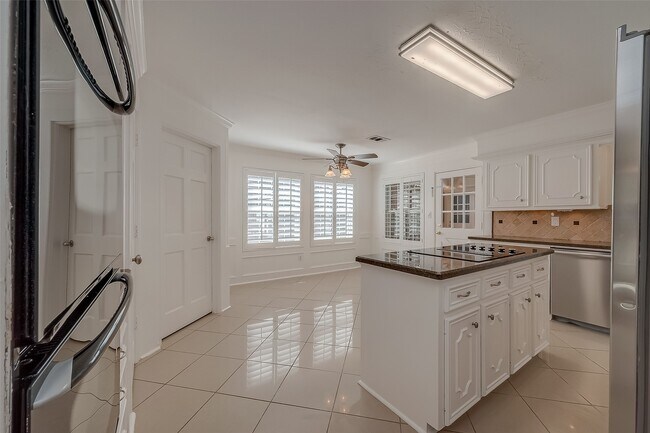 Building Photo - 20206 Cadogan Ct