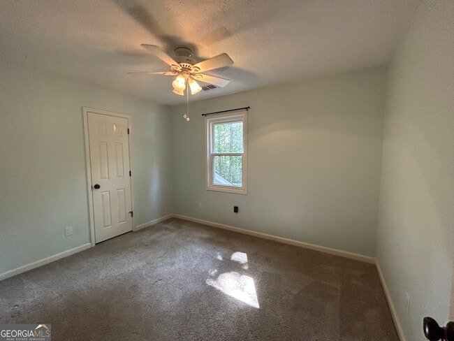 Building Photo - 102 Shawville Ln