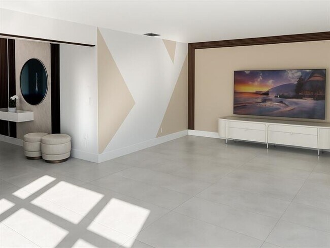 Building Photo - 751 Hollywood Blvd