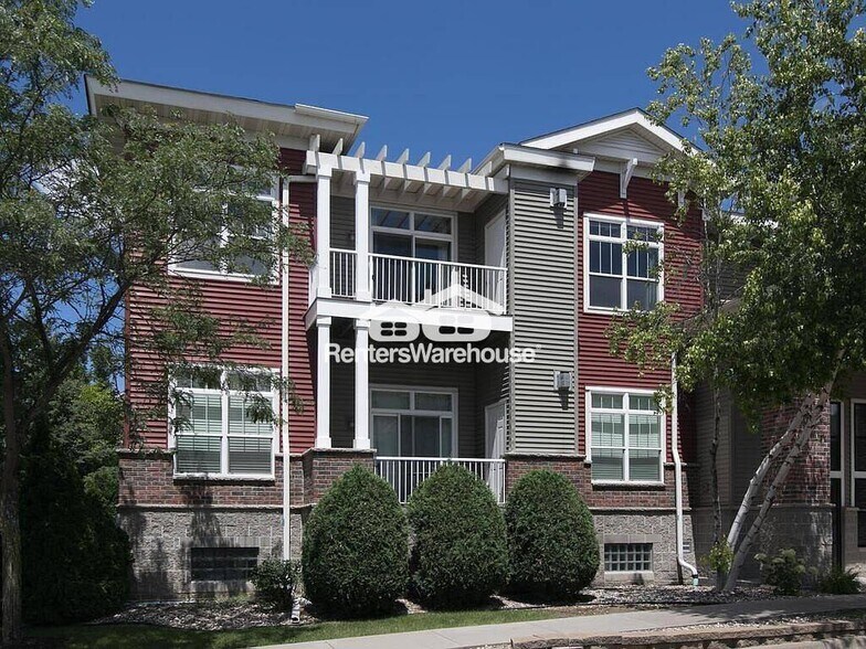 Building Photo - 9630 Independence Cir