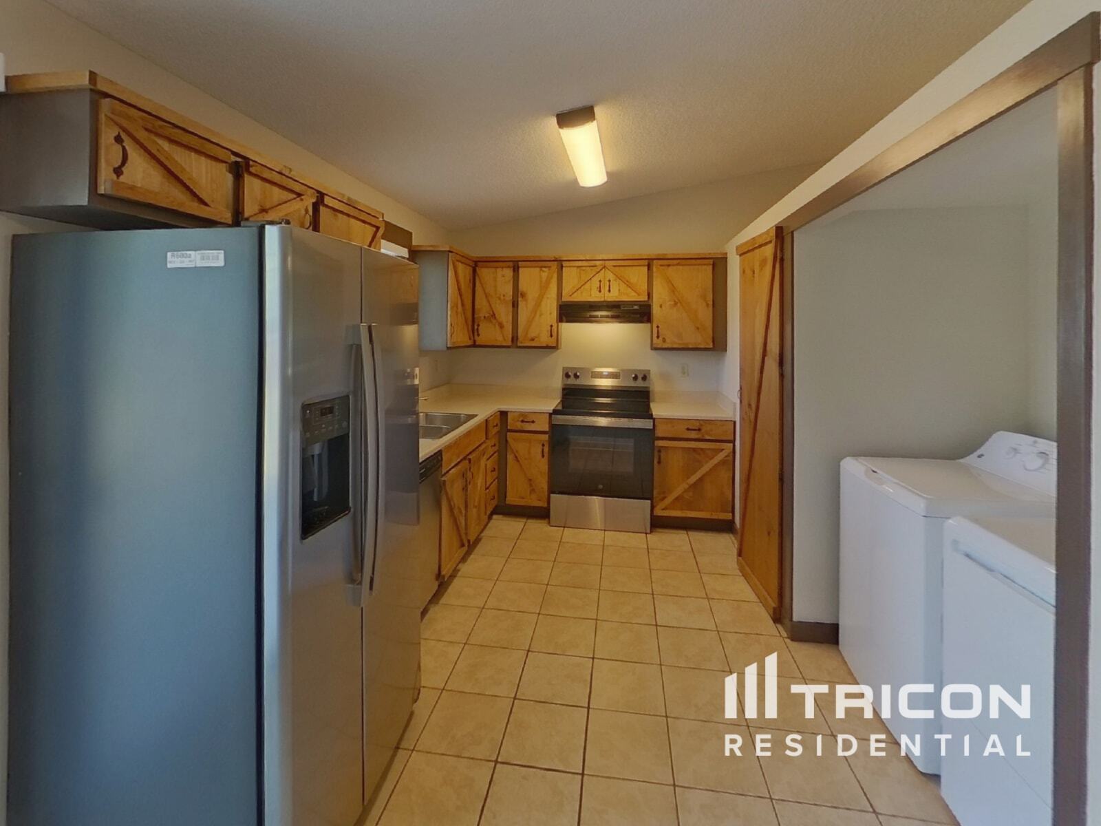 Building Photo - 7325 Woodstock St