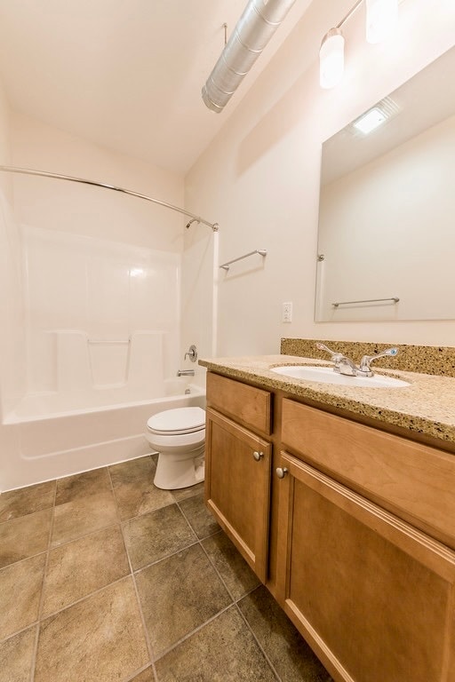 Bath 1 - 12 Cunliffe Way