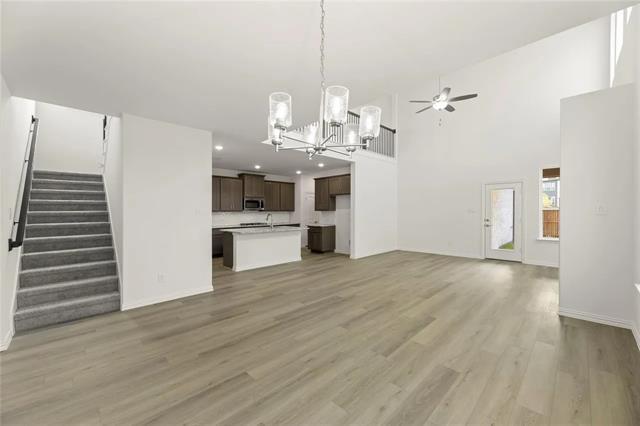 Building Photo - 212 Golden Run Dr