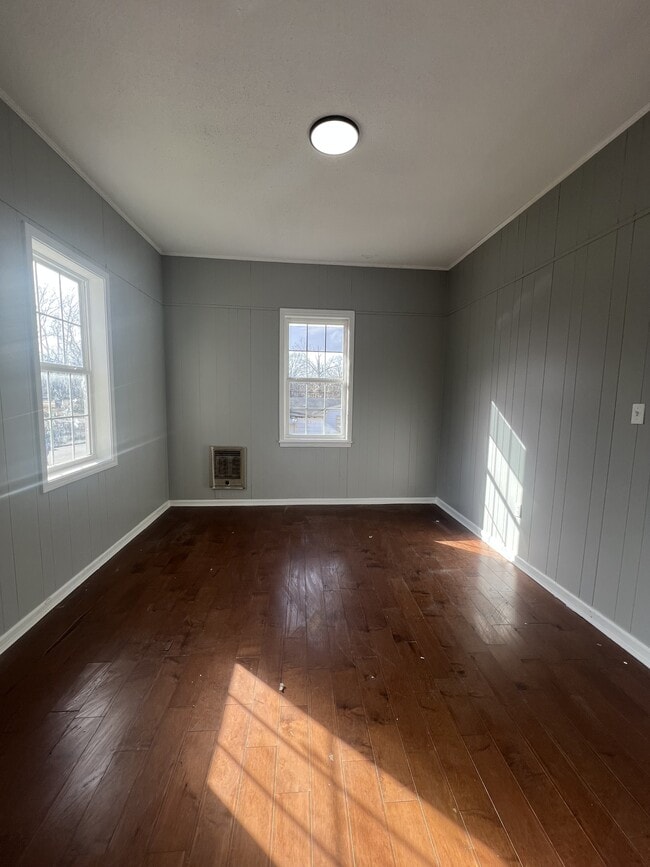 Building Photo - 932 Hatchie Ave