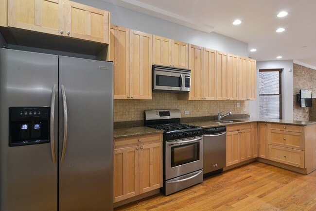 Building Photo - 1508 W Cortez St