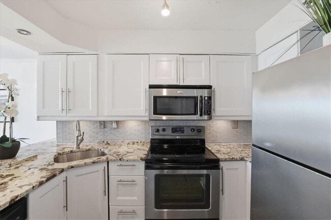 Building Photo - 2870 Pharr Ct S Northwest