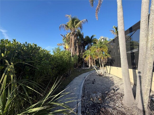 Building Photo - 6612 Black Fin Way