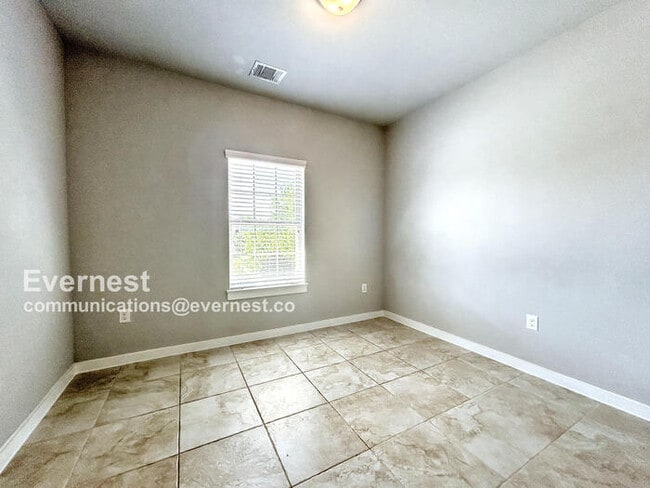 Building Photo - 21414 Santa Carlo Ave