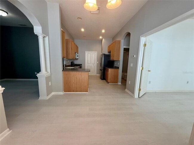 Building Photo - 31819 Blythewood Way