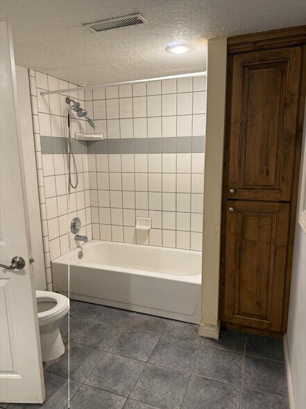 Building Photo - 4785 W Dorilee Dr