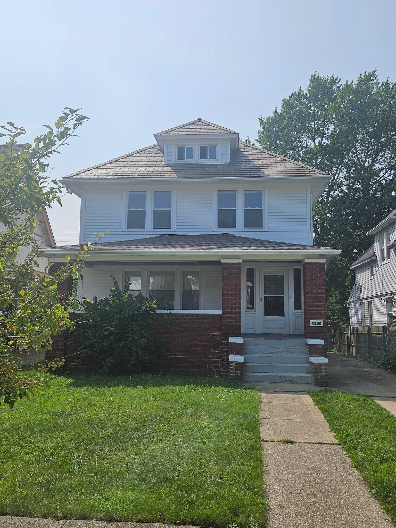 Building Photo - 4280 E 124th St