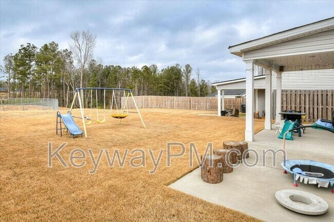 Building Photo - 1044 Mulford Lp