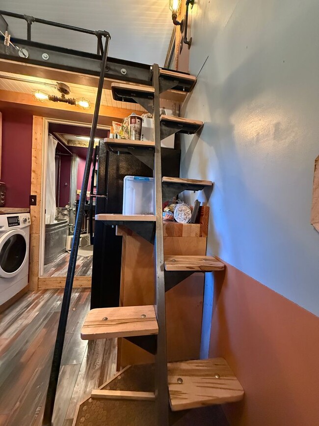 Building Photo - Tiny Home Adventure Awaits! W/ Creative Space