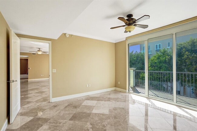 Building Photo - 101 S Ocean Dr