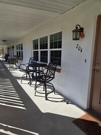 Building Photo - 650 Pinellas Point Dr S