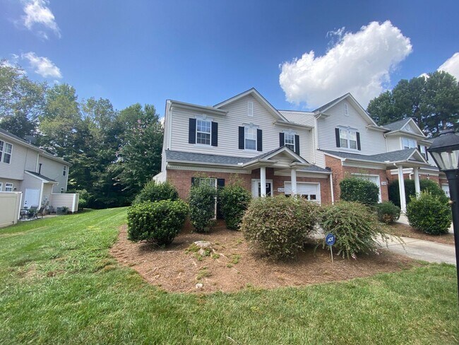 Building Photo - 5422 Waverly Lynn Ln