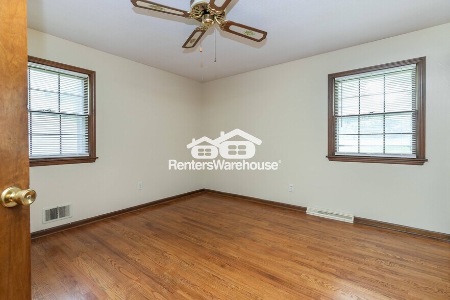 Building Photo - 6425 Blue Ridge Blvd