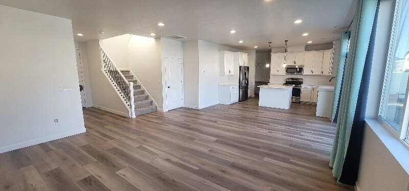 Building Photo - 908 W 1080 S