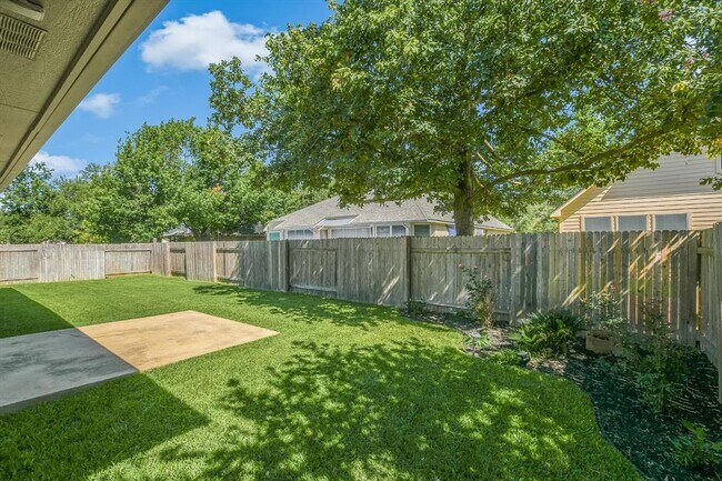 Building Photo - 2306 Oakshire Cove