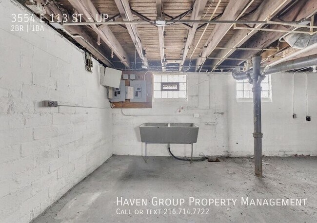 Building Photo - 3554 E 113th St