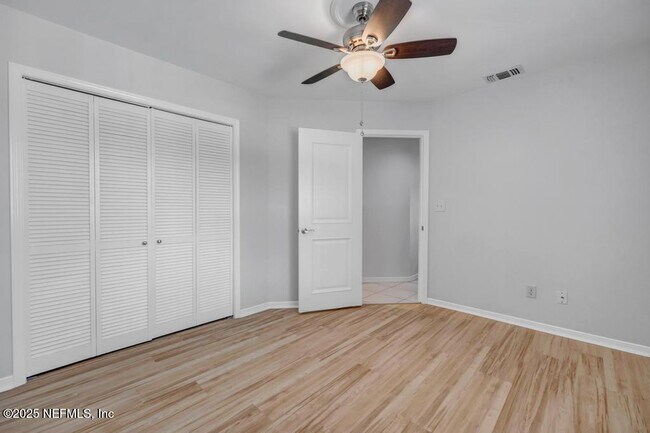 Building Photo - 101 Willow Pond Ln