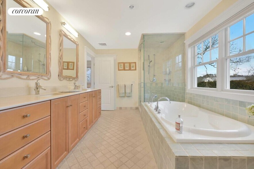 Building Photo - 55 White Oak Ln