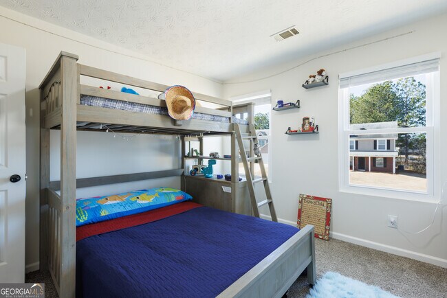 Building Photo - 45 Chandler Fields Dr
