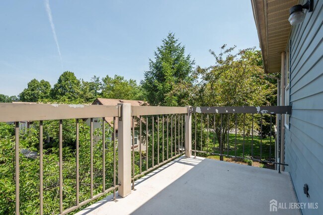Building Photo - 122 Concordia Cir