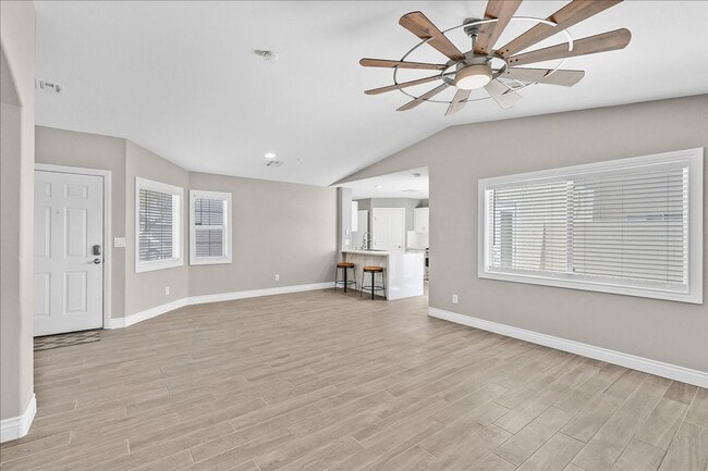 Building Photo - 1464 Amitola Ave