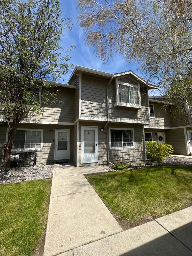 Building Photo - 2800 Highcliff Ct