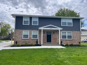 Building Photo - 175 Tonawanda Creek Rd