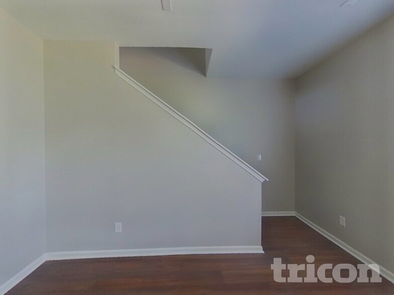 Building Photo - 1522 Ladora Dr