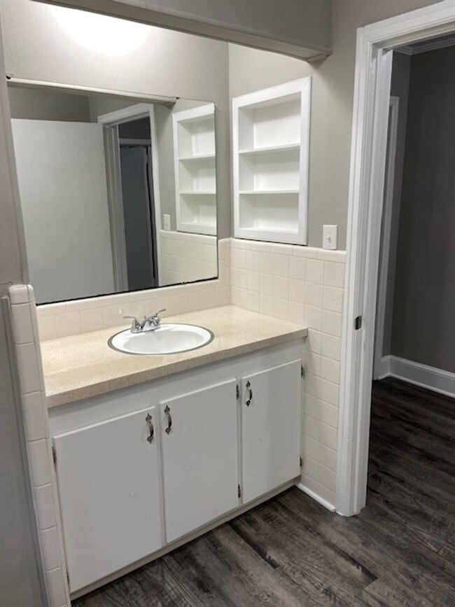 Building Photo - 7230 Union Grove Church Rd