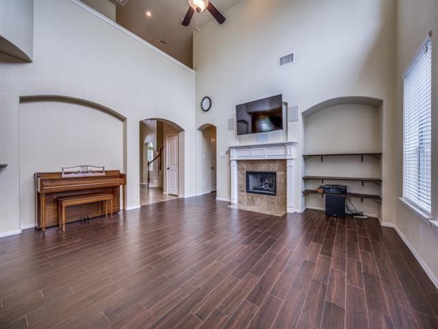 Building Photo - 7003 Chittamwood Dr