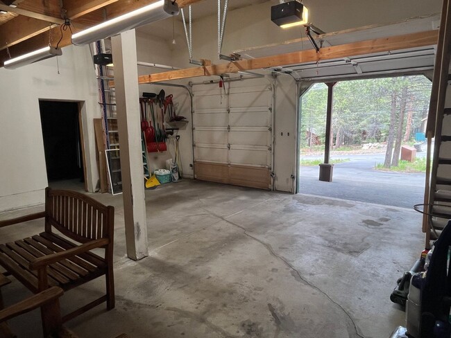 Building Photo - Long Term or Ski Lease in Tahoe Donner-$40...