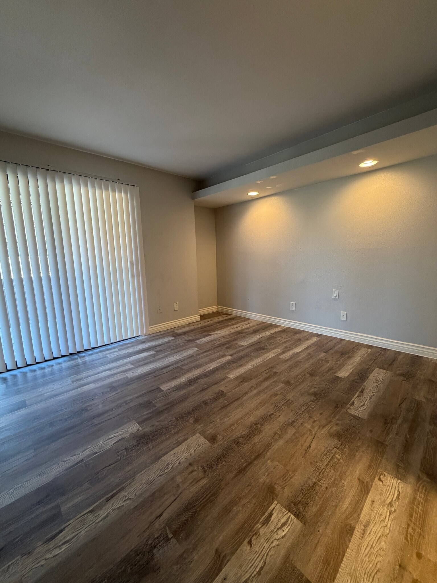 Building Photo - 3420 W Danbury Dr