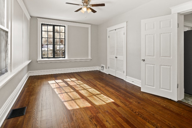 Building Photo - 2230 Northbury Ln