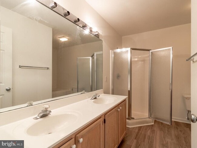 Building Photo - 38425 Mainsail Dr