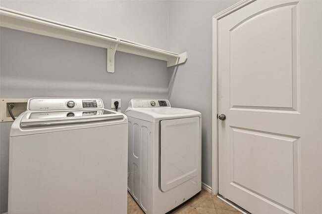 Building Photo - 13406 Moonlit Lake Ln