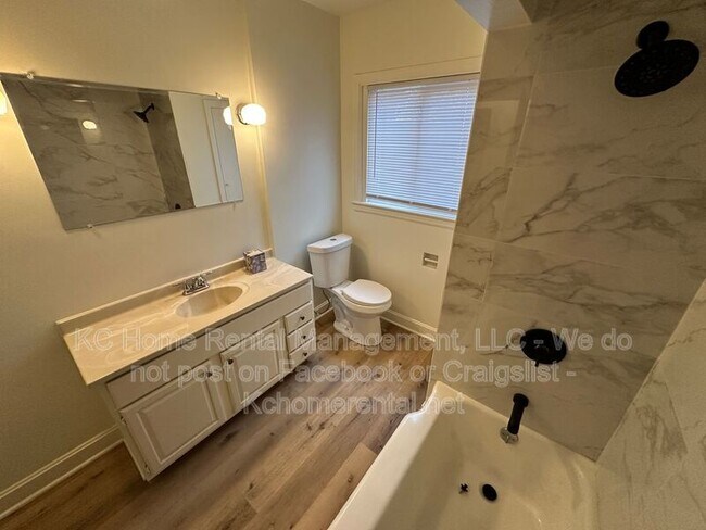 Building Photo - 4748 Eastern Ave