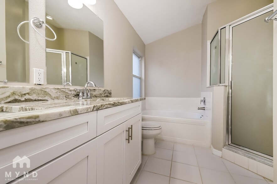 Building Photo - 3844 Bellewater Blvd